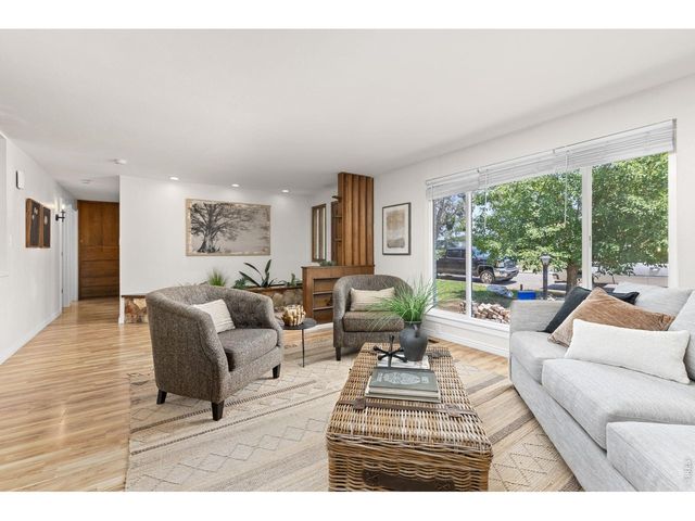 2807 Lakecrest Pl, Loveland, CO 80538