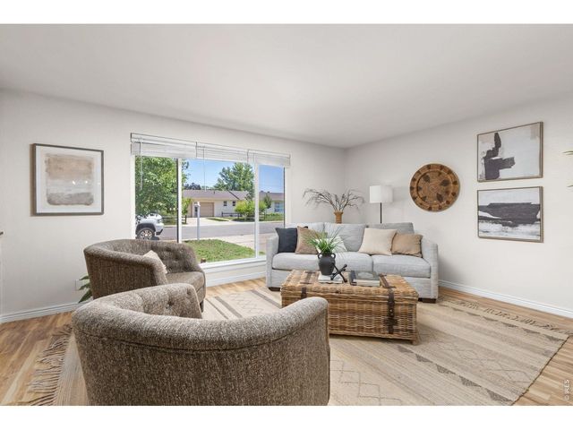 2807 Lakecrest Pl, Loveland, CO 80538