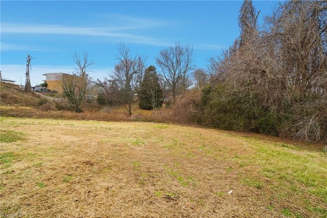 25 American Avenue, Concord, NC 28025