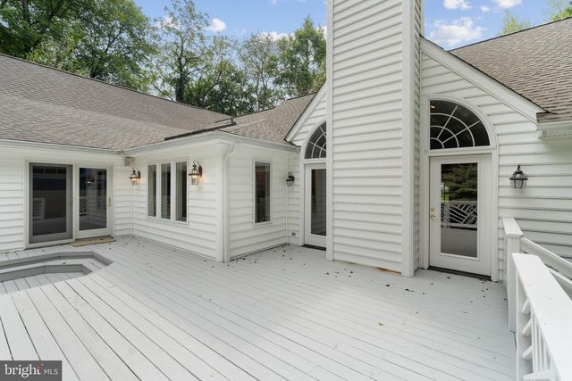14817 MANOR RD, Monkton, MD 21111