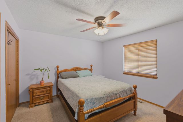 1645 S Lark Ct, Wichita, KS 67209