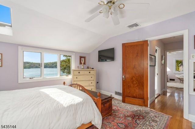 64 E Shore Trl, Sparta Twp., NJ 07871