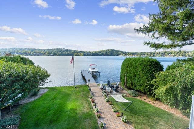 64 E Shore Trl, Sparta Twp., NJ 07871