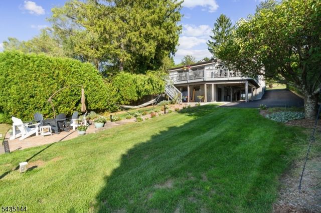 64 E Shore Trl, Sparta Twp., NJ 07871