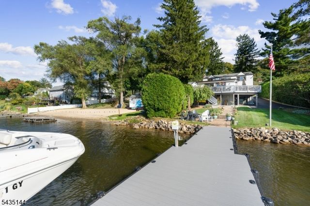 64 E Shore Trl, Sparta Twp., NJ 07871