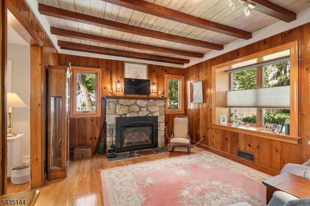 64 E Shore Trl, Sparta Twp., NJ 07871