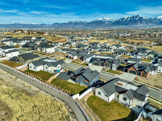 14236 S SUMMIT CREST LN, Herriman, UT 84096