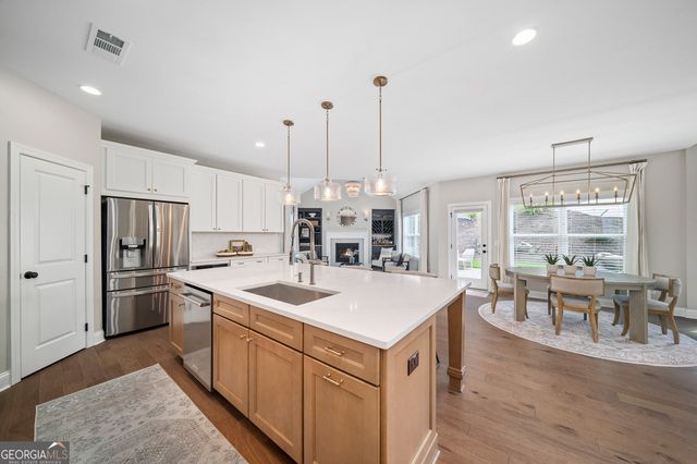 224 Milton Overlook Pass, Woodstock, GA 30188
