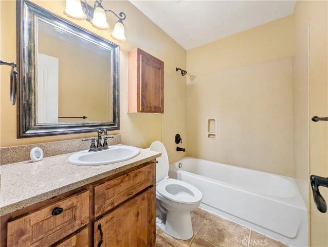 2590 N Gurr Road, Atwater, CA 95301