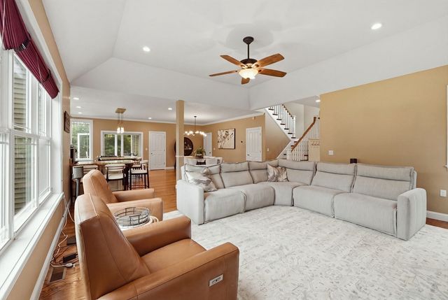 223 Tiffany St, Attleboro, MA 02703