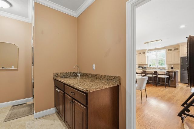 223 Tiffany St, Attleboro, MA 02703