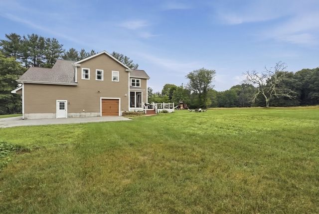 223 Tiffany St, Attleboro, MA 02703