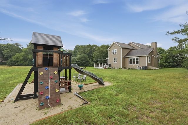 223 Tiffany St, Attleboro, MA 02703