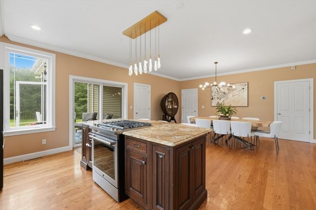 223 Tiffany St, Attleboro, MA 02703