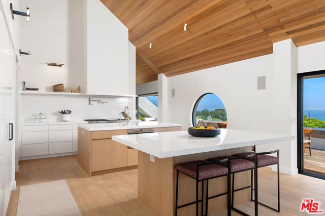 27553 pacific Coast Highway, Malibu, CA 90265