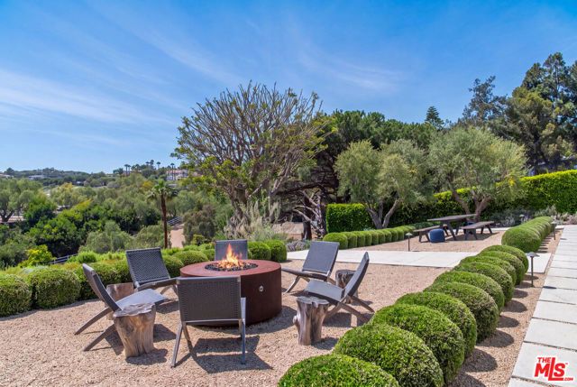 27553 pacific Coast Highway, Malibu, CA 90265