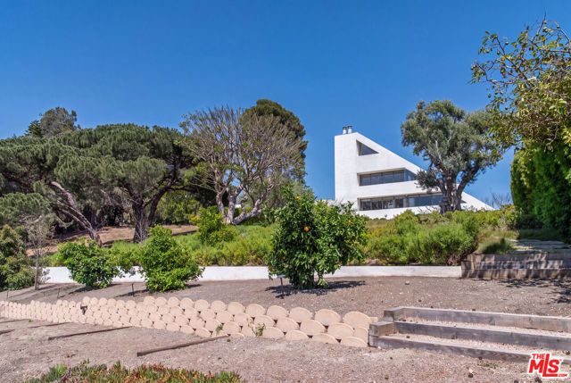 27553 pacific Coast Highway, Malibu, CA 90265