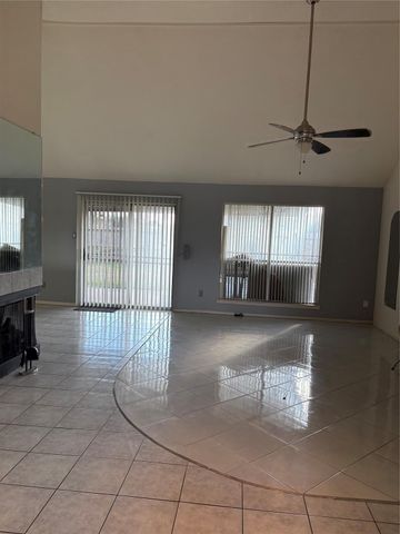 6607 Redding Springs Lane, Houston, TX 77086