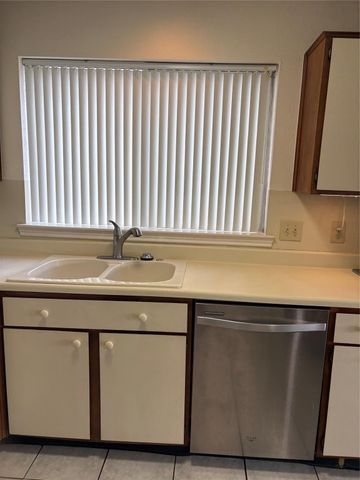 6607 Redding Springs Lane, Houston, TX 77086