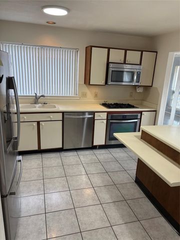 6607 Redding Springs Lane, Houston, TX 77086