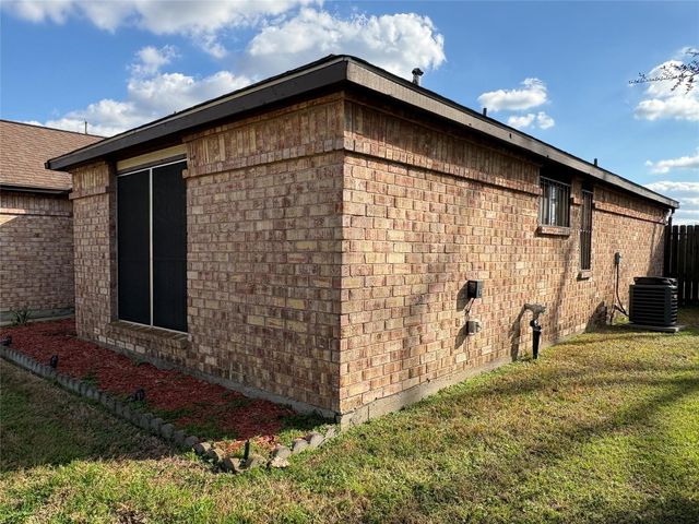 6607 Redding Springs Lane, Houston, TX 77086
