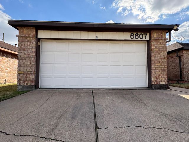 6607 Redding Springs Lane, Houston, TX 77086