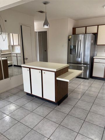 6607 Redding Springs Lane, Houston, TX 77086