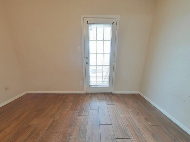 3770 Lovers Wood Lane 1005, Houston, TX 77014