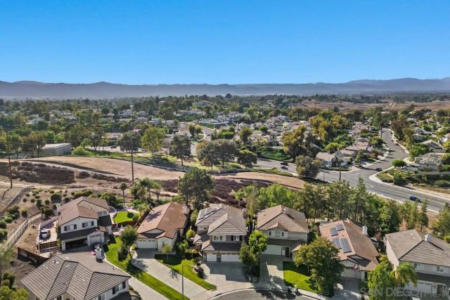 30916 Oakhill Drive, Temecula, CA 92591