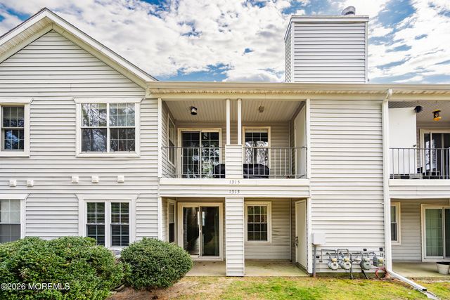 1313 Waters Edge Drive, Toms River, NJ 08753