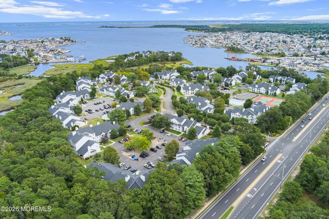 1313 Waters Edge Drive, Toms River, NJ 08753
