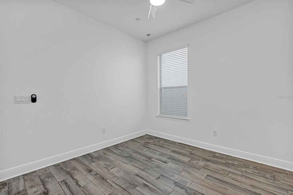 Image 13 of property listing at 1138 FOUNTAIN COIN LOOP, Orlando, FL 32828