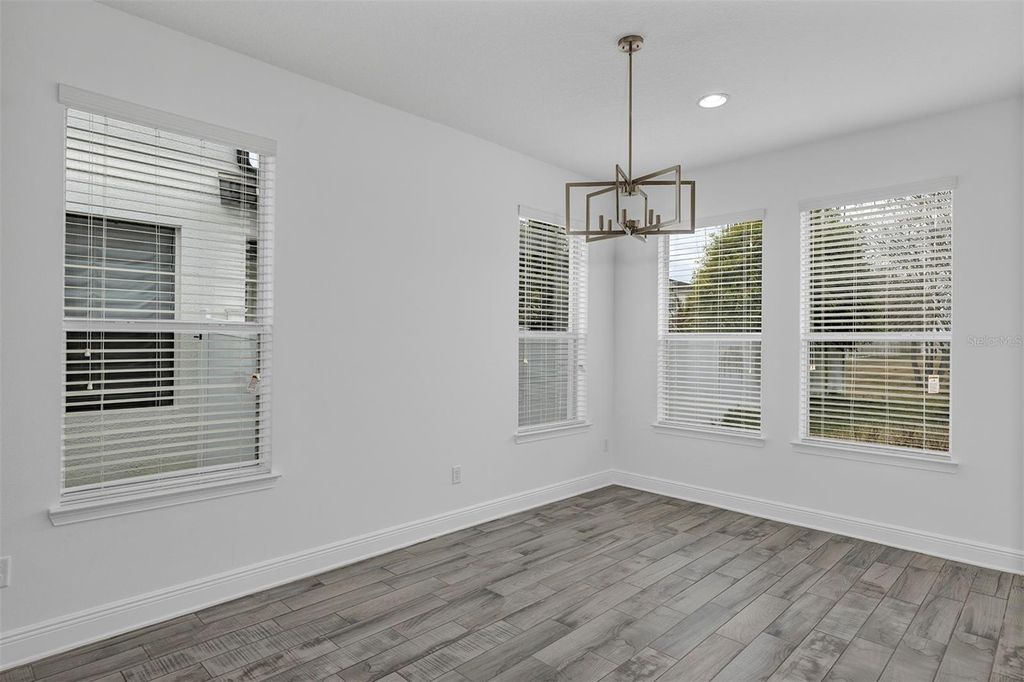 Image 34 of property listing at 1138 FOUNTAIN COIN LOOP, Orlando, FL 32828