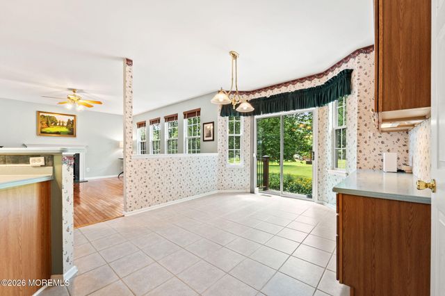 26 Carla Way, Lawrenceville, NJ 08648
