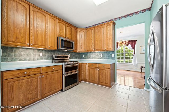 26 Carla Way, Lawrenceville, NJ 08648