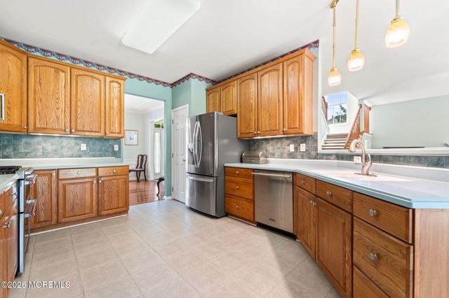 26 Carla Way, Lawrenceville, NJ 08648