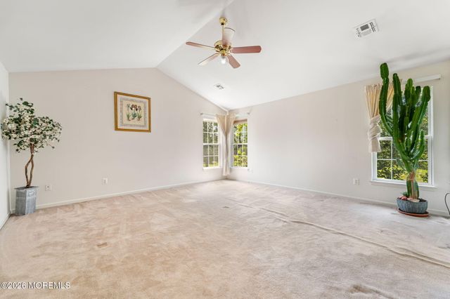 26 Carla Way, Lawrenceville, NJ 08648