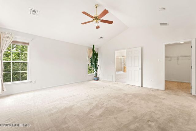 26 Carla Way, Lawrenceville, NJ 08648
