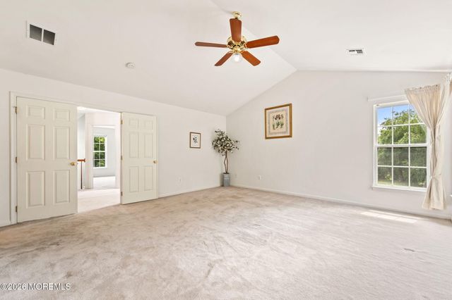 26 Carla Way, Lawrenceville, NJ 08648