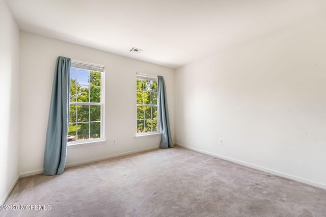 26 Carla Way, Lawrenceville, NJ 08648