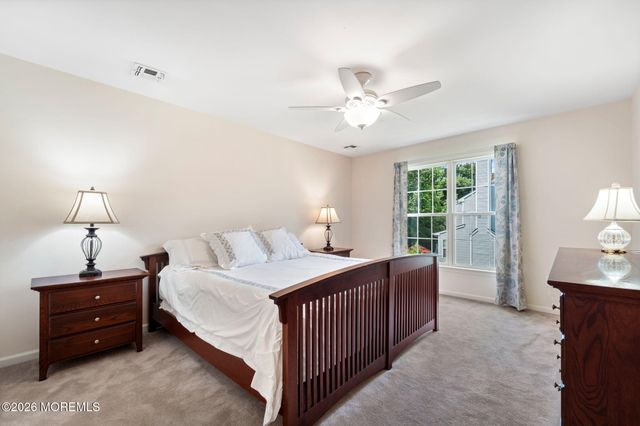 26 Carla Way, Lawrenceville, NJ 08648