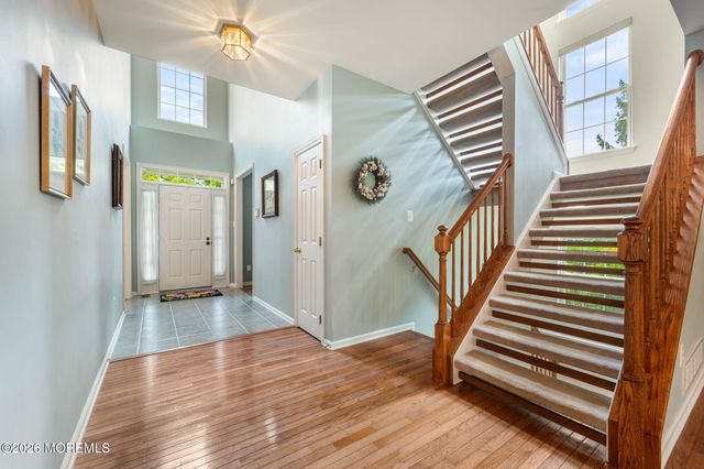 26 Carla Way, Lawrenceville, NJ 08648