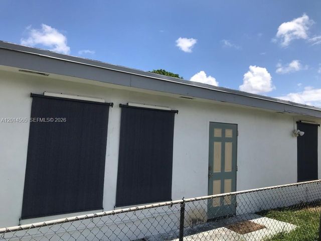 2530 NW 17th Street, Fort Lauderdale, FL 33311