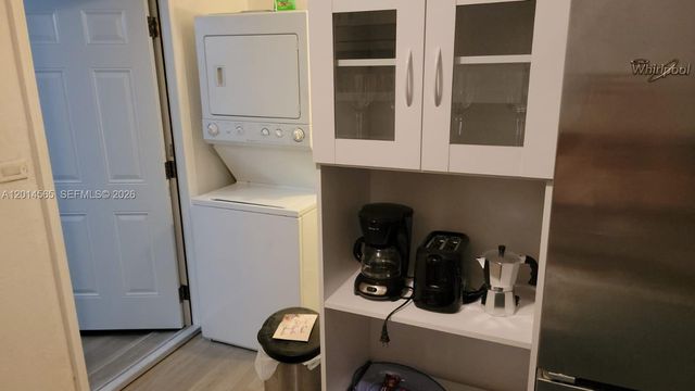 2530 NW 17th Street, Fort Lauderdale, FL 33311