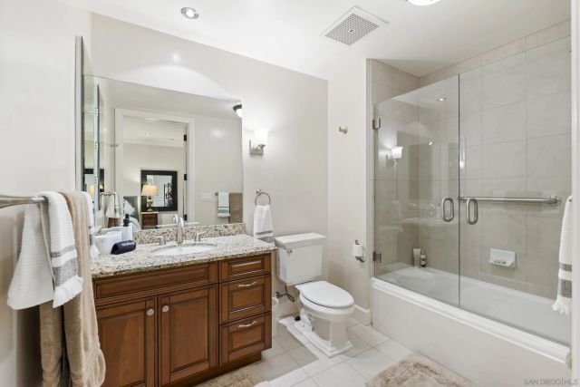 1010 Genter 302, La Jolla, CA 92037