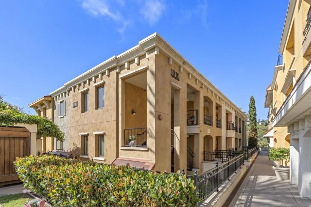 1010 Genter 302, La Jolla, CA 92037