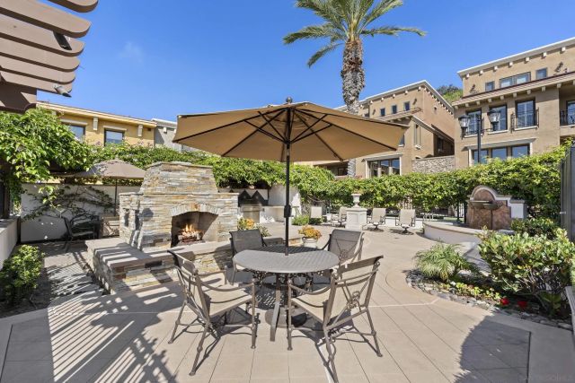 1010 Genter 302, La Jolla, CA 92037