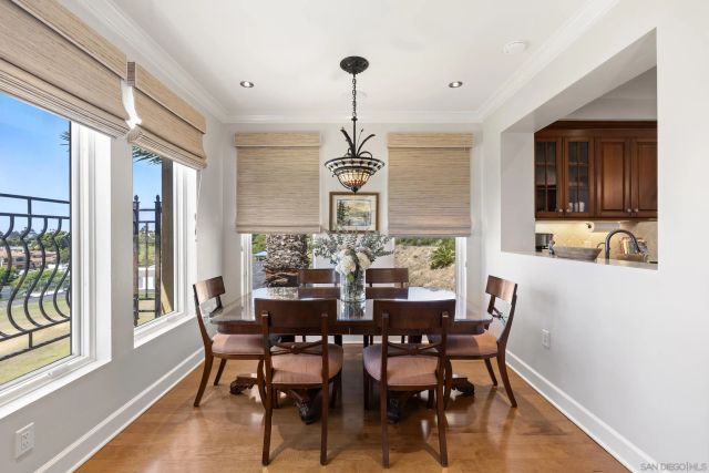 1010 Genter 302, La Jolla, CA 92037