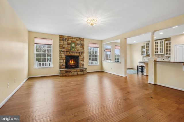 4463 WEEJUN LOOP, Woodbridge, VA 22192