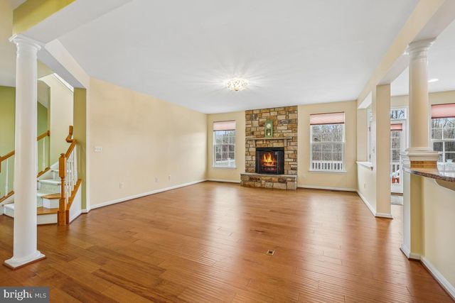 4463 WEEJUN LOOP, Woodbridge, VA 22192